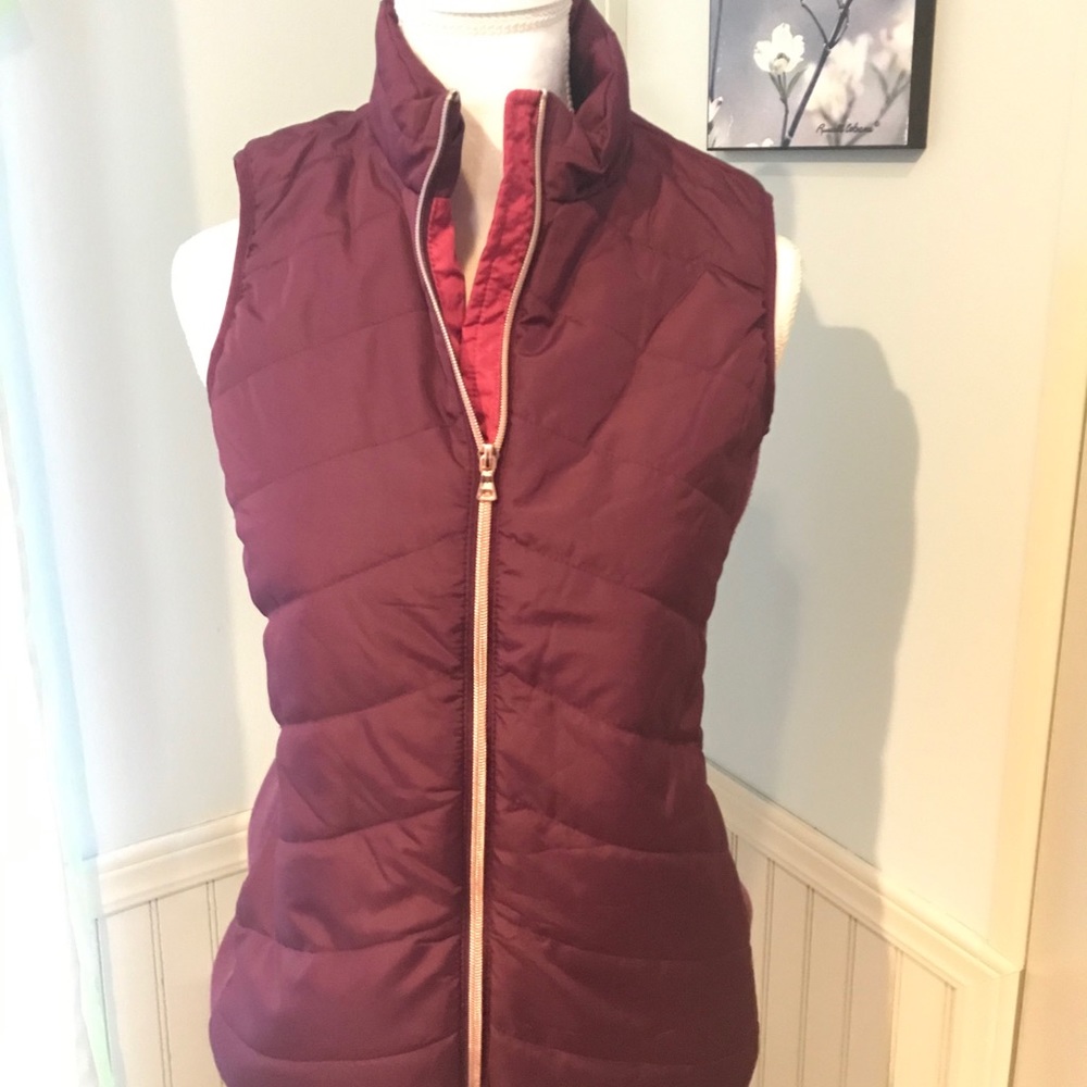 Motherhood maternity quilted puffer vest sz small
